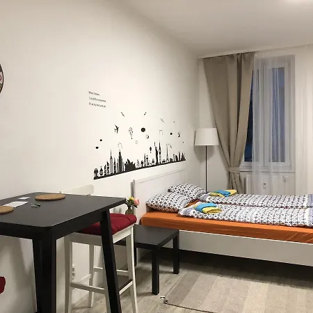 With Private Parking Apartment *